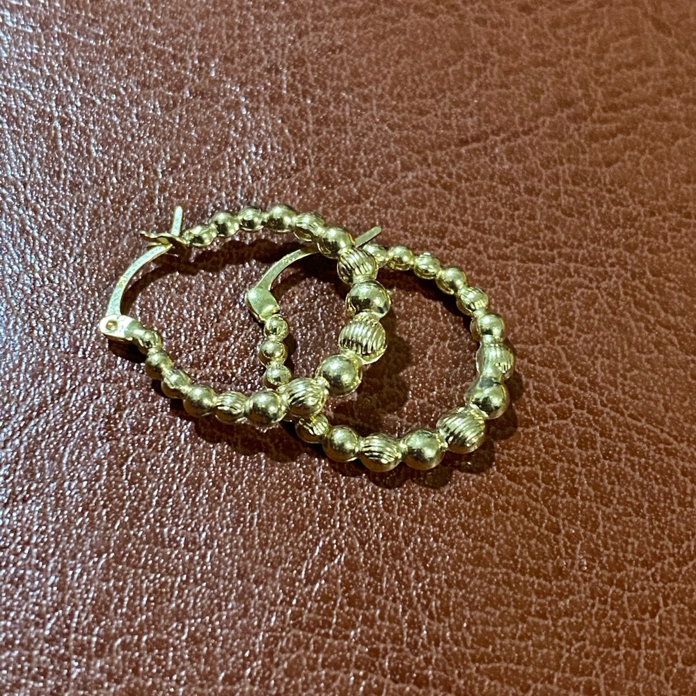 18K Gold Earrings
